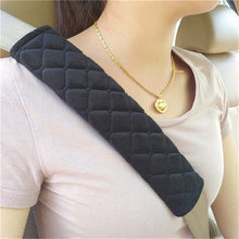 Load image into Gallery viewer, 2pcs Seat Belt Covers Soft Velvet Car Shoulder Pad For Adults Youth Kids Car Truck SUV Airplane Carmera Backpack Straps
